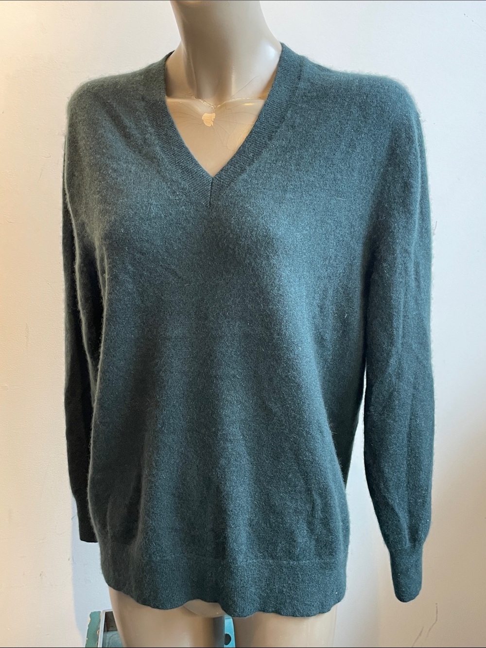 Uniglo cashmere sweater Sz XL